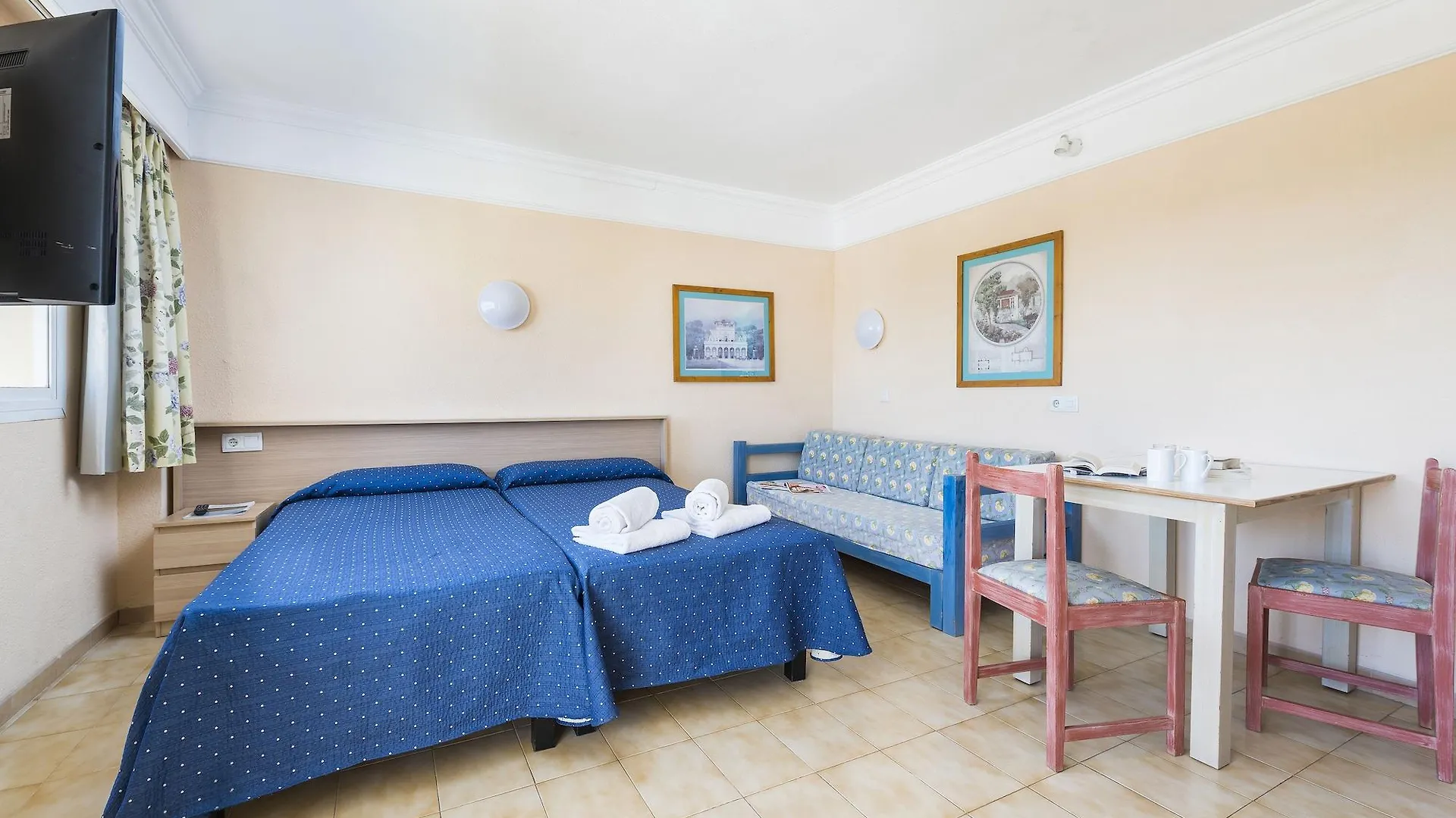 Alcudia Beach Apartments Port de Alcudia