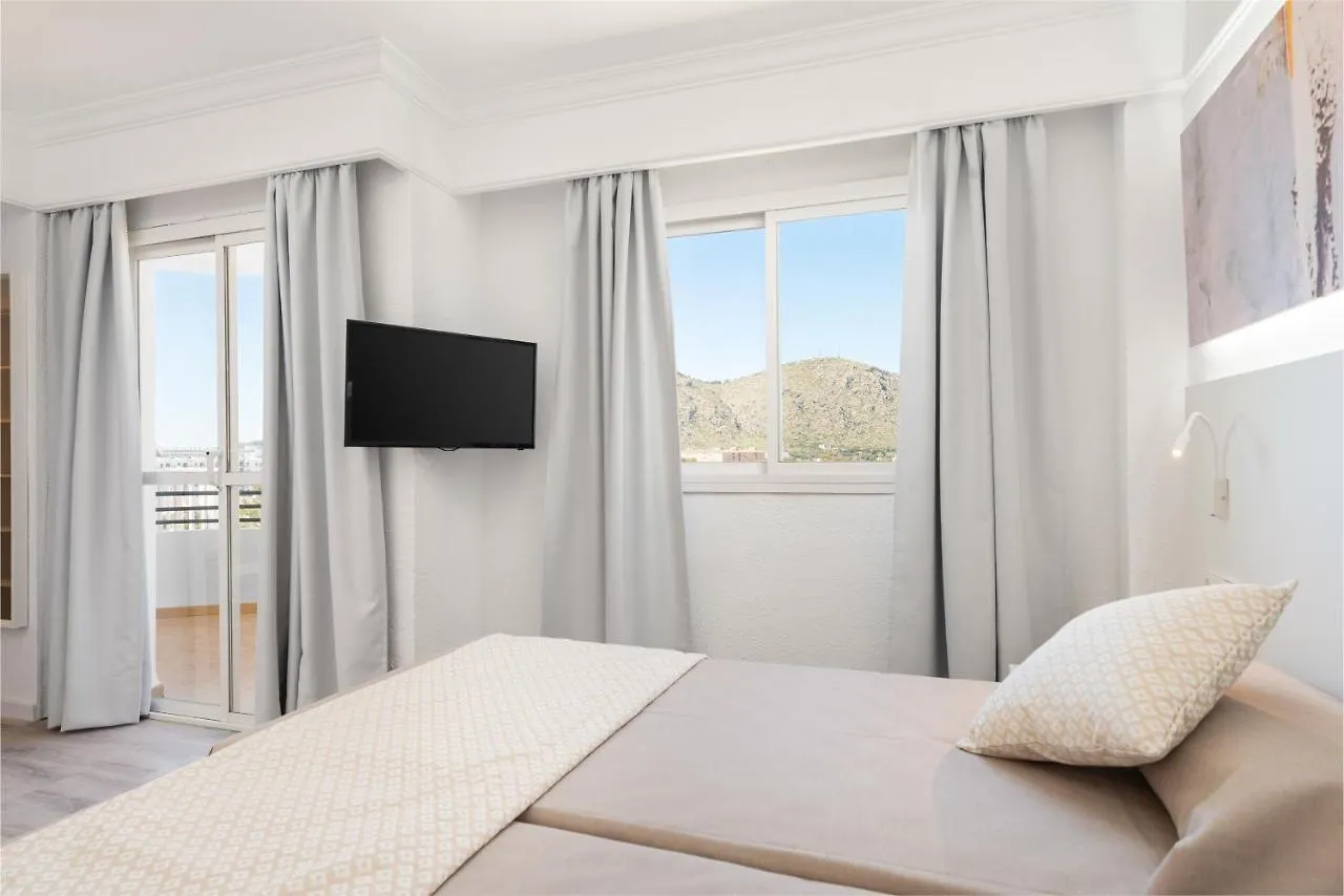 *** Aparthotel Alcudia Beach Apartments Port de Alcudia  Spain