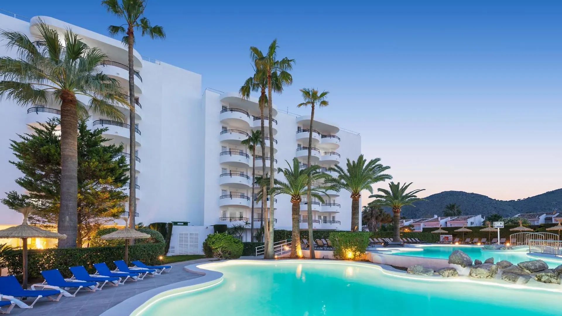Aparthotel Alcúdia Beach Puerto de Alcúdia 3*,  España