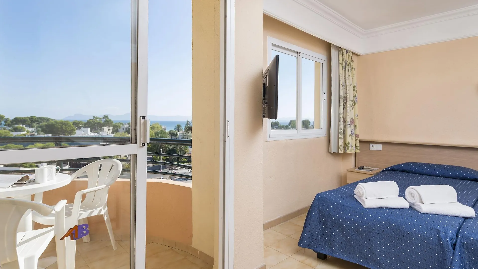 Alcudia Beach Apartments Port de Alcudia  Spain